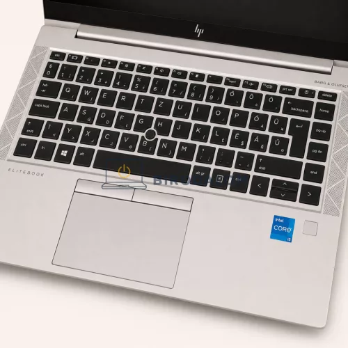 HP EliteBook 840 G8 14" (i5-1135G7 / 16GB / 256GB SSD / FHD) felújított laptop, A- állapot